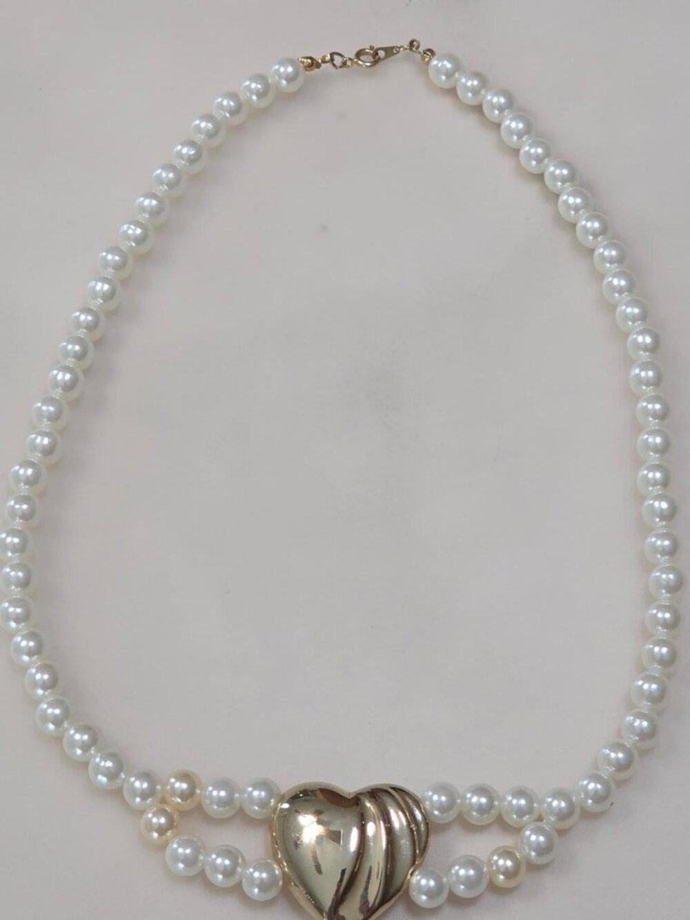 Faux Pearl necklace with heart pendant